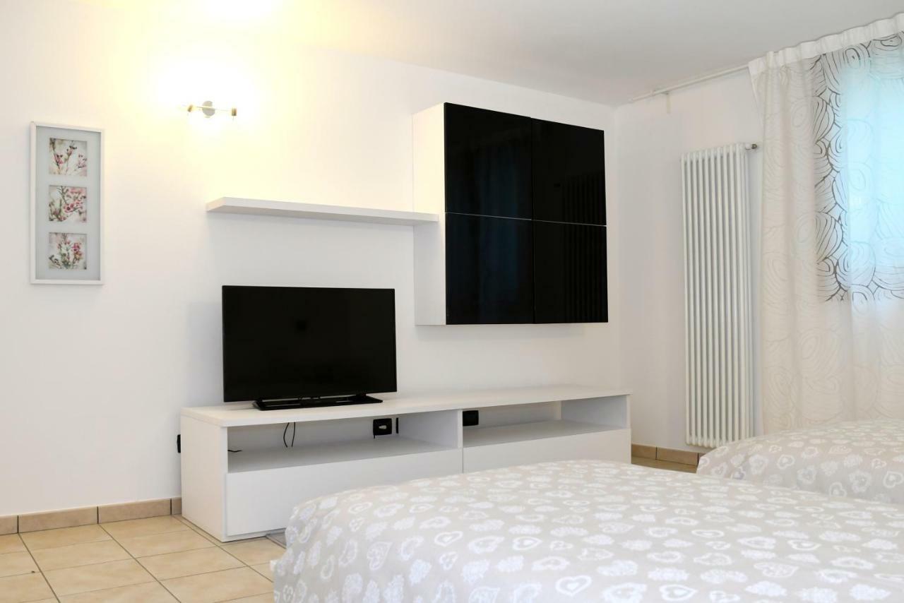 Apartment Gli Ulivi - Tremezzina Tremezzo Zewnętrze zdjęcie